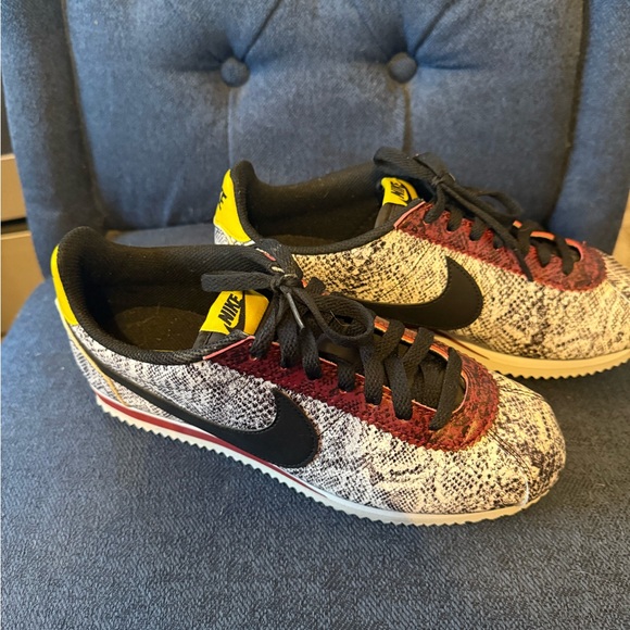 Lizard print Nike cortex worn once in the house - Picture 1 of 7